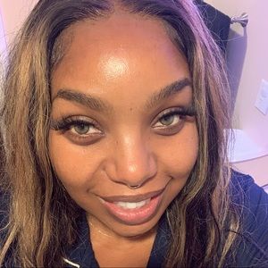 Meet your Posher, Marcie